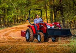 4WD traktori Massey Ferguson MF 1840 E