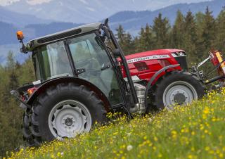 4WD traktori Massey Ferguson MF 3AL.95 
