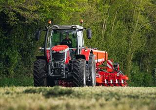 4WD traktori Massey Ferguson MF 6S.145