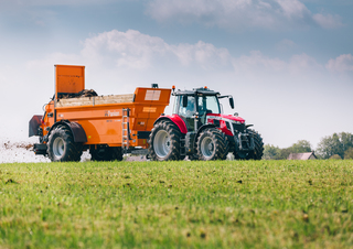 4WD traktori Massey Ferguson MF 7S.210