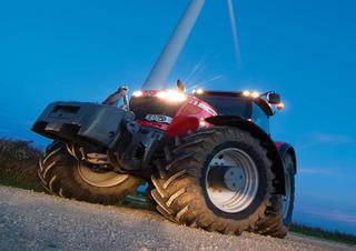 4WD traktori Massey Ferguson MF 8670 Dyna-VT Excellence