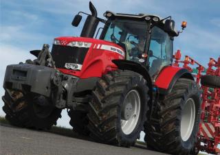4WD traktori Massey Ferguson MF 8670 Dyna-VT