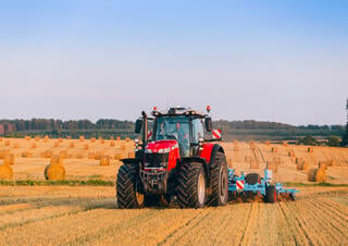4WD traktori Massey Ferguson MF 8727 S 