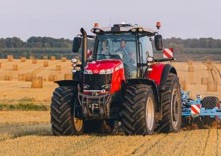 4WD traktori Massey Ferguson MF 8735 S