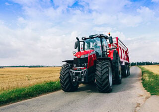 4WD traktori Massey Ferguson MF 8740 S 