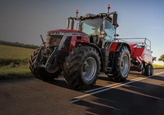 4WD traktori Massey Ferguson MF 8S.245 