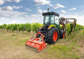 4WD traktori Claas Nexos 2.85 Trend L 