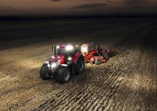 4WD traktori Case IH Optum 270 CVXDrive