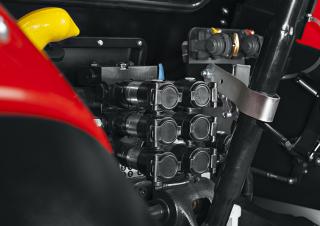 4WD traktori Zetor Proxima 100 EKO