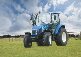 4WD traktori New Holland T 4.75