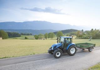 4WD traktori New Holland T 4.75