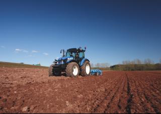 4WD traktori New Holland T 4.95