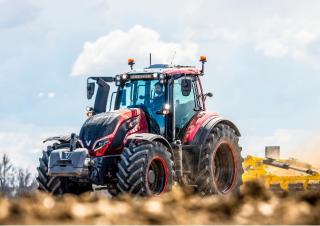 4WD traktori Valtra T254H