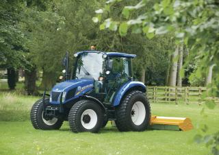 4WD traktori New Holland T4.65 Cab