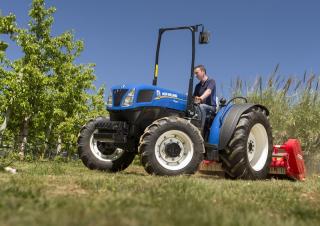 4WD traktori New Holland T4.90 LP