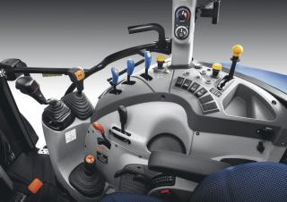 4WD traktori New Holland T5.105