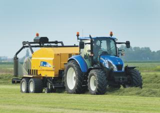 4WD traktori New Holland T5.115