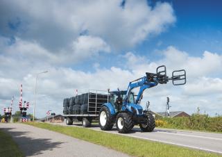 4WD traktori New Holland T5.115