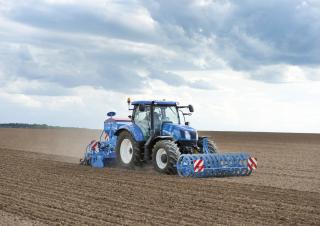 4WD traktori New Holland T6.175