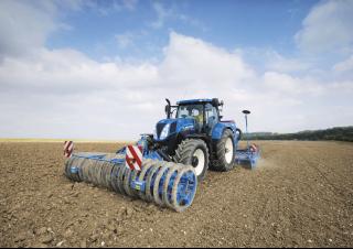 4WD traktori New Holland T7.210