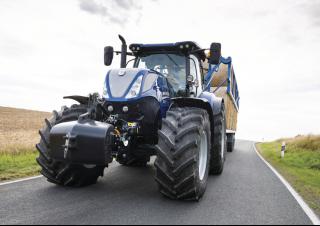 4WD traktori New Holland T7.225