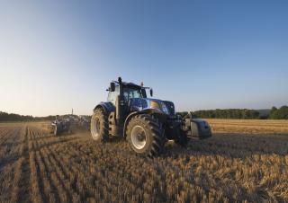 4WD traktori New Holland T8.435 SmartTrax
