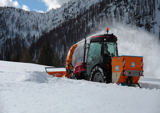 4WD traktori McCormick X4.50XL