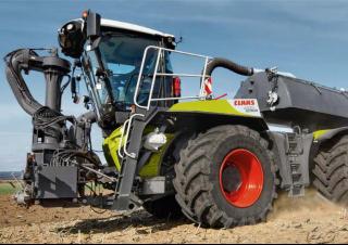 4WD traktori Claas Xerion 4200 Saddle Trac 