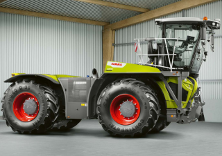 4WD traktori Claas Xerion 4200 Saddle Trac 