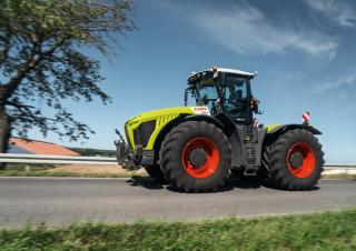 4WD traktori Claas Xerion 5000 Trac VC