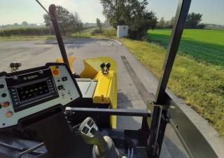 Asfaltni finišeri na gusjenicama Bomag BF 700 C 3 S 600