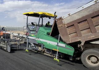 Asfaltni finišeri na gusjenicama Vögele SUPER 1900-3 L