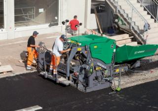 Asfaltni finišeri na gusjenicama Vögele Super 800-3i