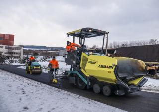 Asfaltni finišeri na kotačima Ammann AFW 400-3