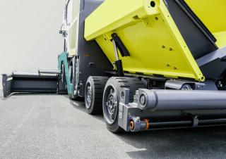 Asfaltni finišeri na kotačima Ammann AFW 600-3