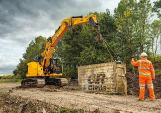 Bageri gusjeničari JCB 245XR