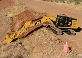 Bageri gusjeničari Caterpillar 323F L