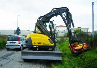 Bageri gusjeničari Mecalac 8MCR