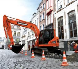 Bageri gusjeničari Doosan DX 140 LCR