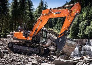 Bageri gusjeničari Doosan DX245NHD-7
