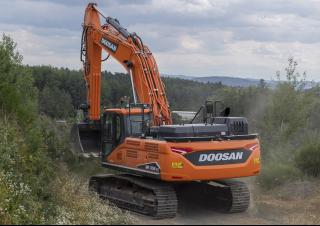 Bageri gusjeničari Doosan DX350LC