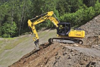 Bageri gusjeničari New Holland E245C LC