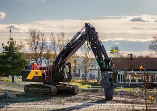 Bageri gusjeničari Volvo EC300 Straight Boom L