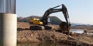 Bageri gusjeničari Volvo EC300DLR