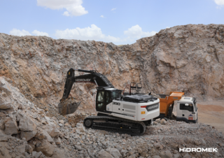 Bageri gusjeničari Hidromek HMK 390 LC HD