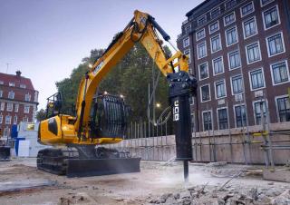 Bageri gusjeničari JCB JS130 LC