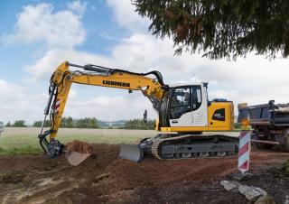 Bageri gusjeničari Liebherr R 920 Compact