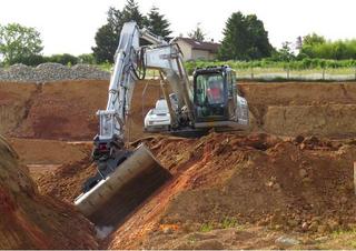 Bageri gusjeničari Kobelco SK 210 H NLC 10E 