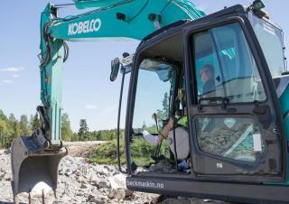 Bageri gusjeničari Kobelco SK 260 NLC 10E