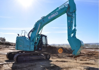 Bageri gusjeničari Kobelco SK 380 SRLC 